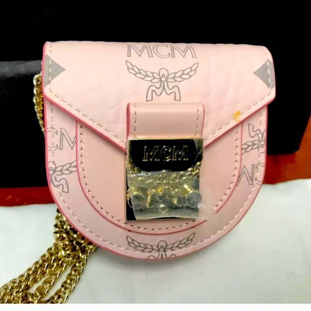 MCM Visetos Patricia Mini Bracelet Bag w. Crossbody Chain pink